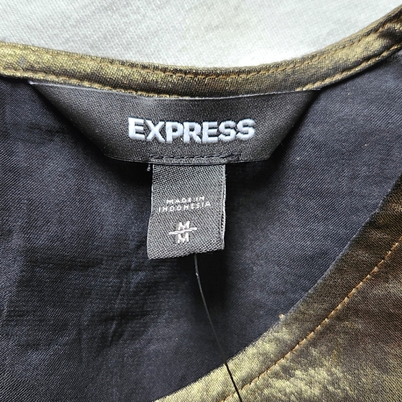 NWT Express Gold Foiled Long Balloon Sleeve Top. Sz. M - Picture 3 of 11